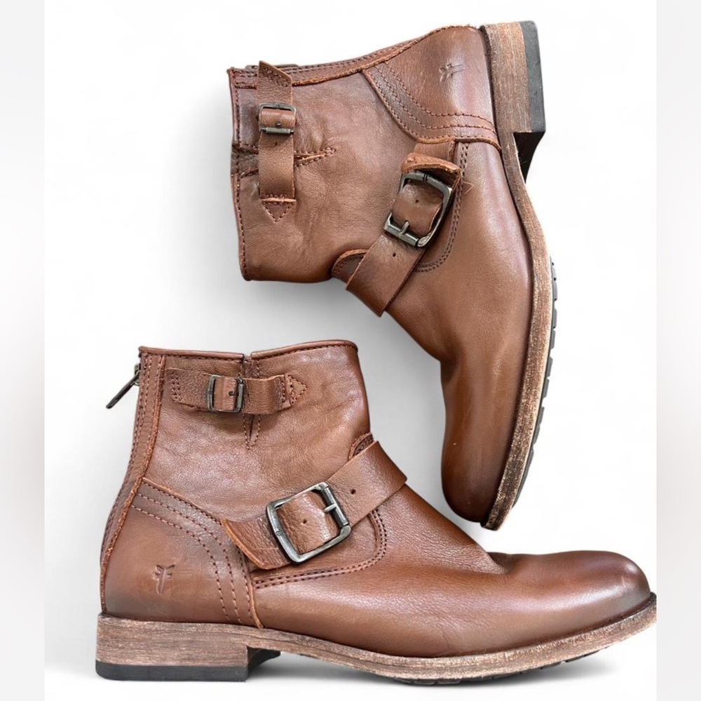 FRYE Tyler Engineer Boots Womens 8 Distressed Zip Biker Moto Leather Buckle